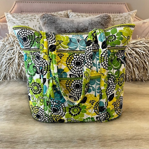 VERA BRADLEY Limes Up 2012 Large Toggle Tote 2 Handles Y2K Yellow Green Floral - Picture 8 of 16